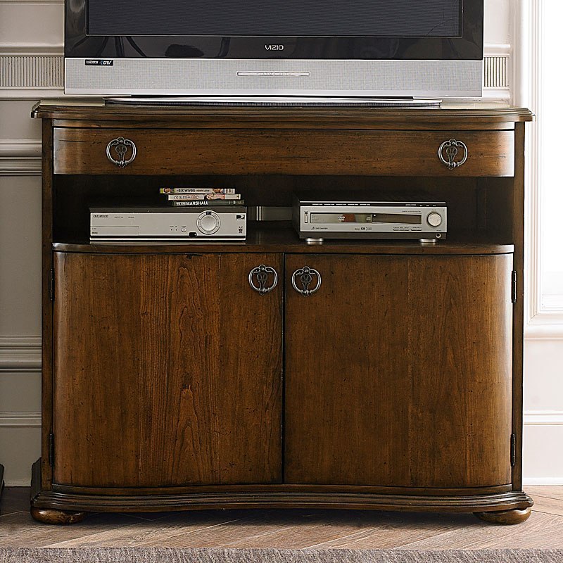 Cotswold Media Chest by Liberty Furniture FurniturePick