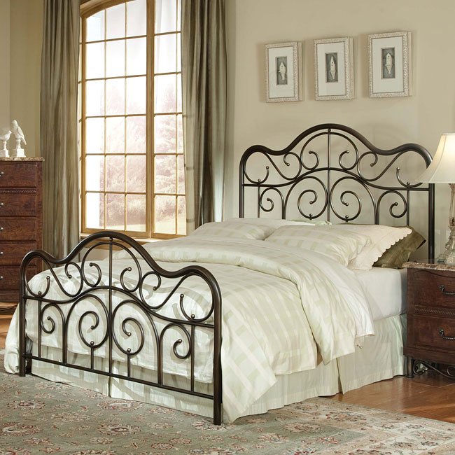 Santa Cruz Metal Bed Bedroom Set Standard Furniture | FurniturePick