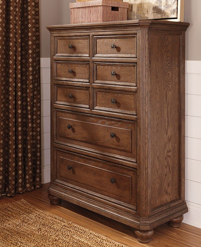 Maeleen Chest by Signature Design by Ashley FurniturePick