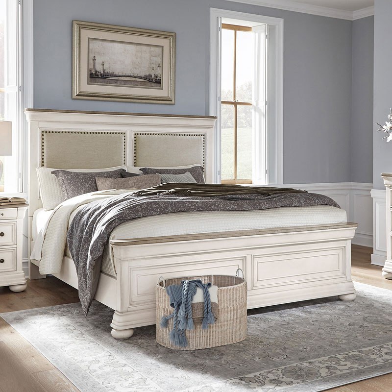 Lafayette Panel Bed by Samuel Lawrence Furniture | FurniturePick