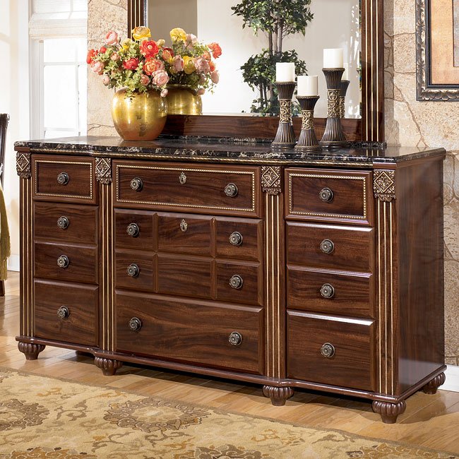 Gabriela Poster Bedroom Set Signature Design by Ashley FurniturePick