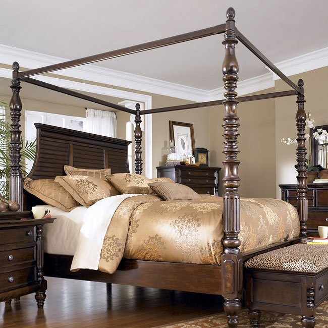 Key Town Canopy Bed Millennium Furniturepick