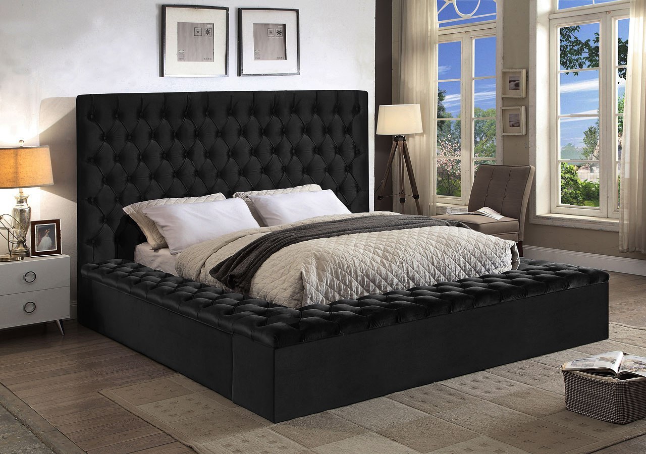 Bliss Upholstered Platform Storage Bed (Black) by Meridian Furniture, 1