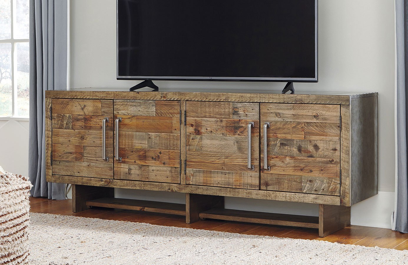 Mozanburg Extra Large Tv Stand By Signature Design Ashley Mozanburg Extra Large Tv Stand By Signature Design Ashley Furniturepick