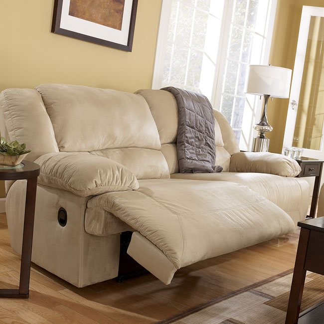 Hogan Khaki 2Seat Reclining Sofa by Signature Design by