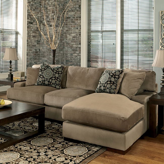 Grenada - Mocha Right Chaise Small Sectional Signature ...